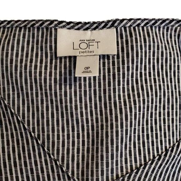 Ann Taylor LOFT XS 0 Petite Black Stripe Blouse - Picture 6 of 6